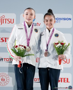 podio gaddi caterina perotti giulia ita uneven bars ph simone ferraro sfa07680